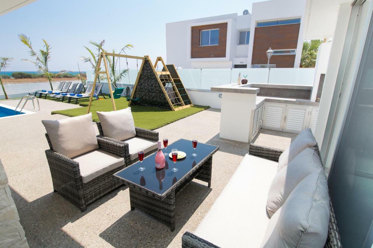 Lynn Boutique Beachfront *