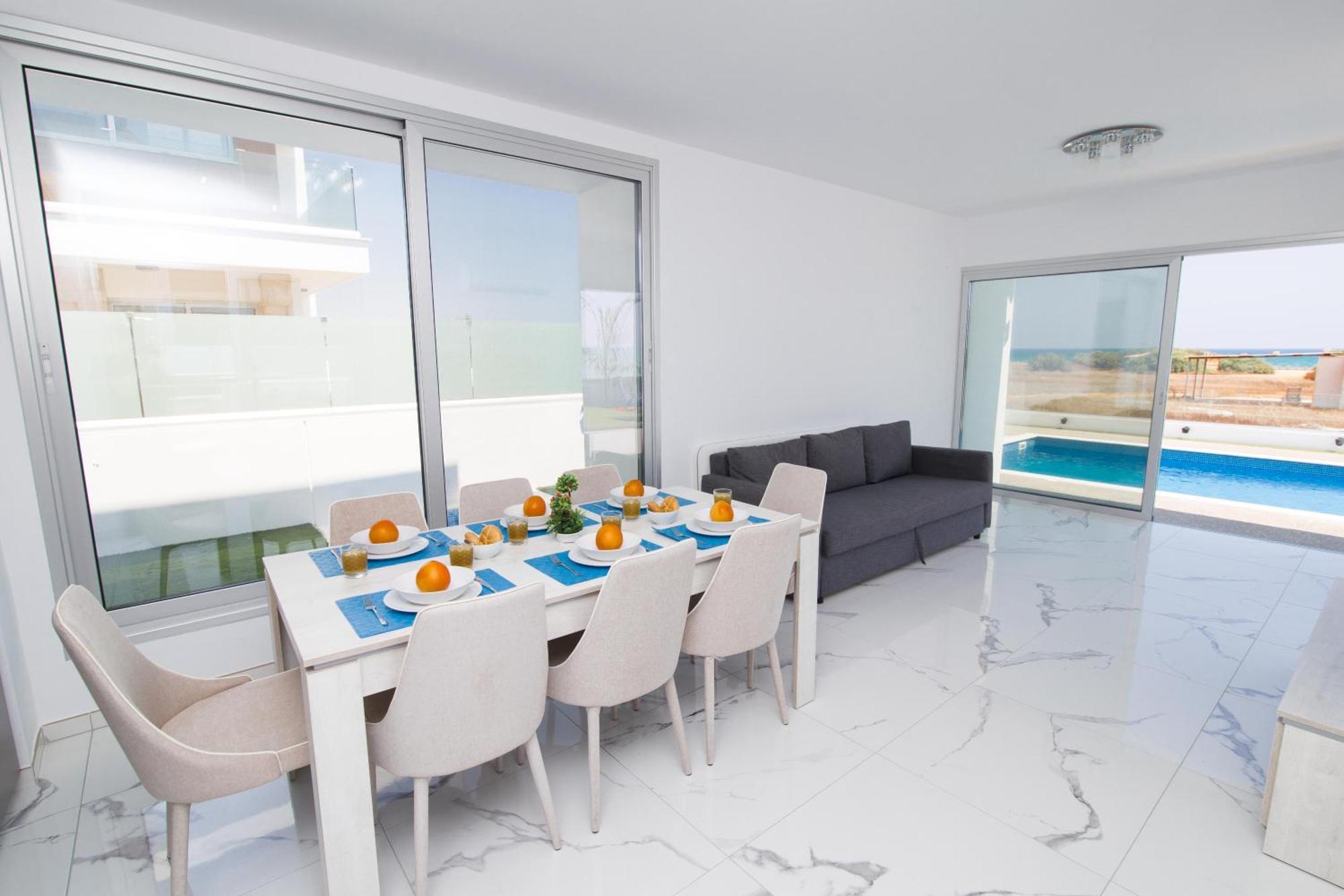 Lynn Boutique Beachfront *