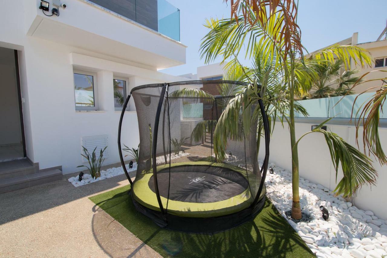 Lynn Boutique Beachfront