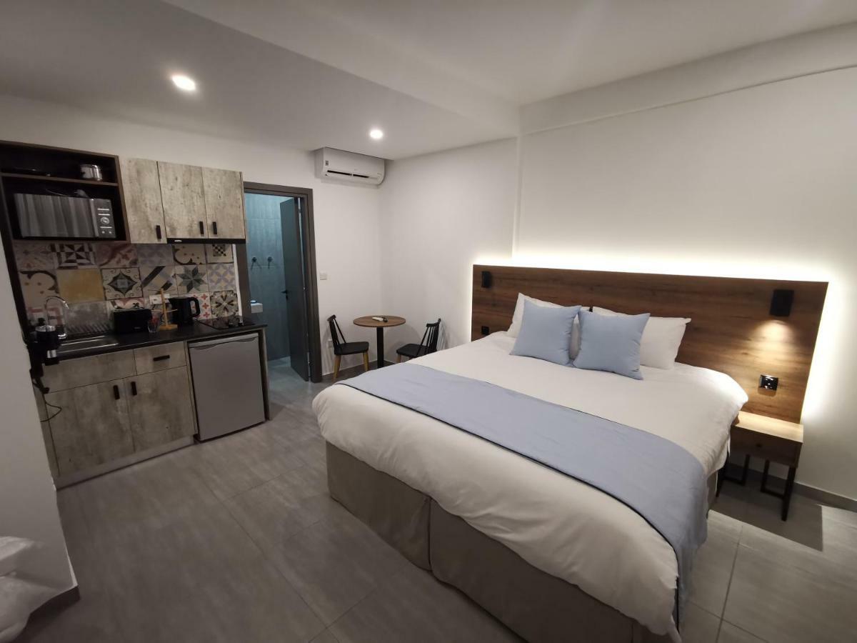 Shalos Apartment *