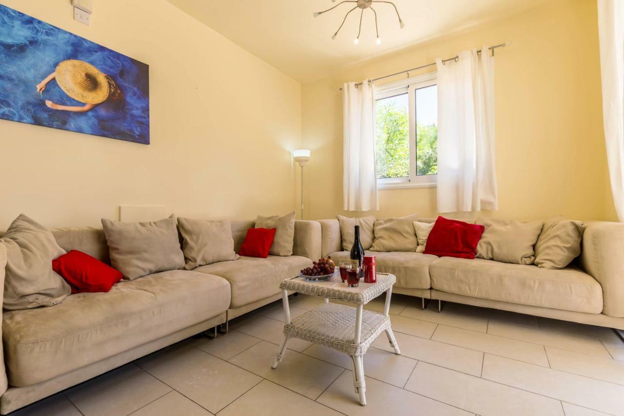 Villa Oposite Nissi 100 Meters