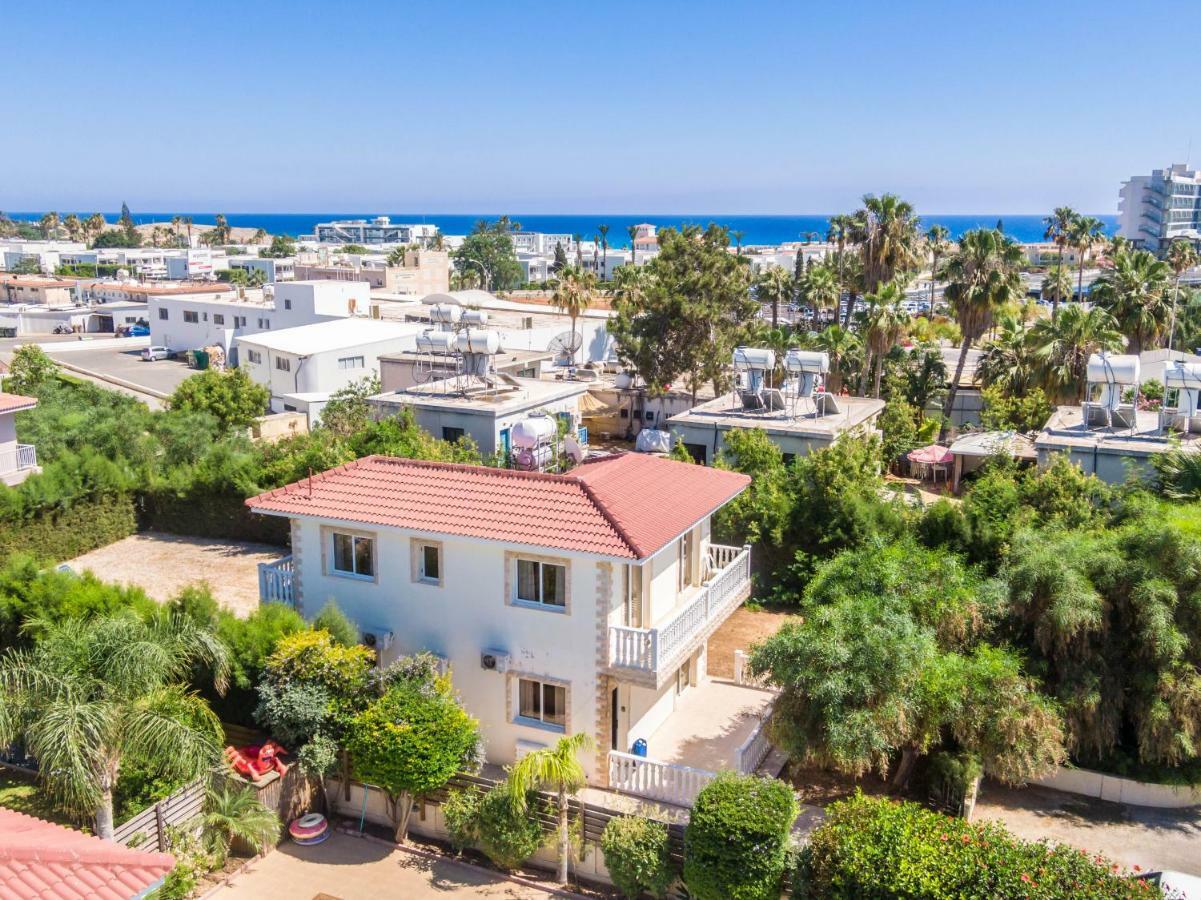 Villa Oposite Nissi 100 Meters Ayia Napa