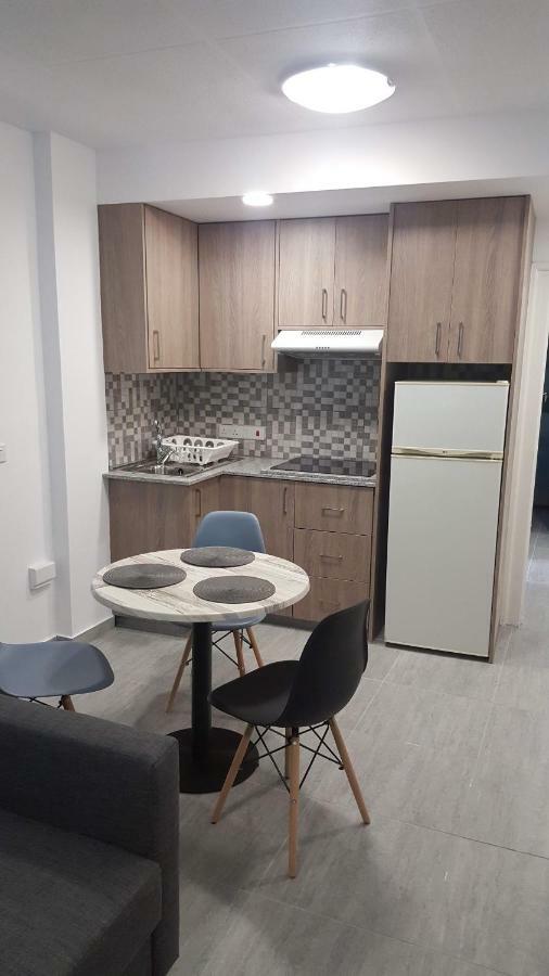 Manoli Apartment