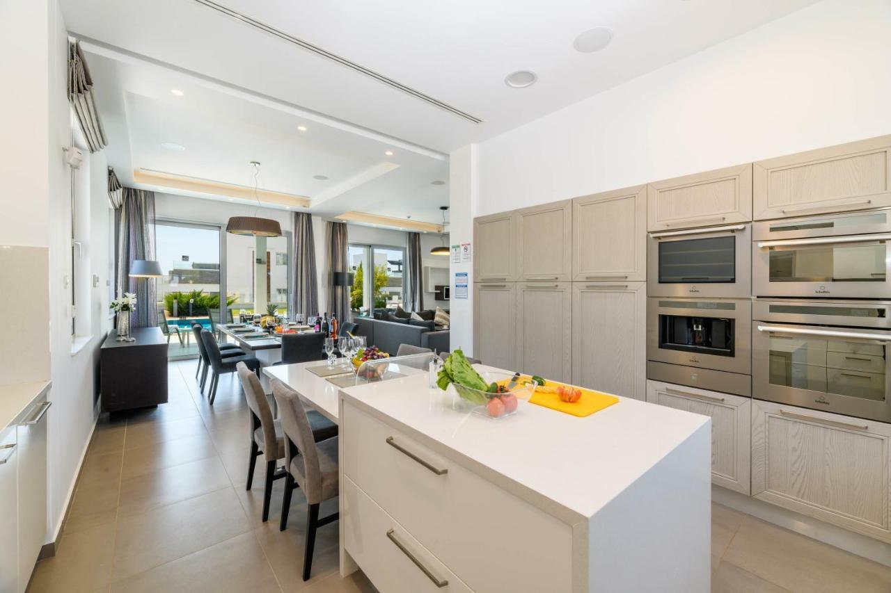 Ruidoso Luxury Seafront Villas