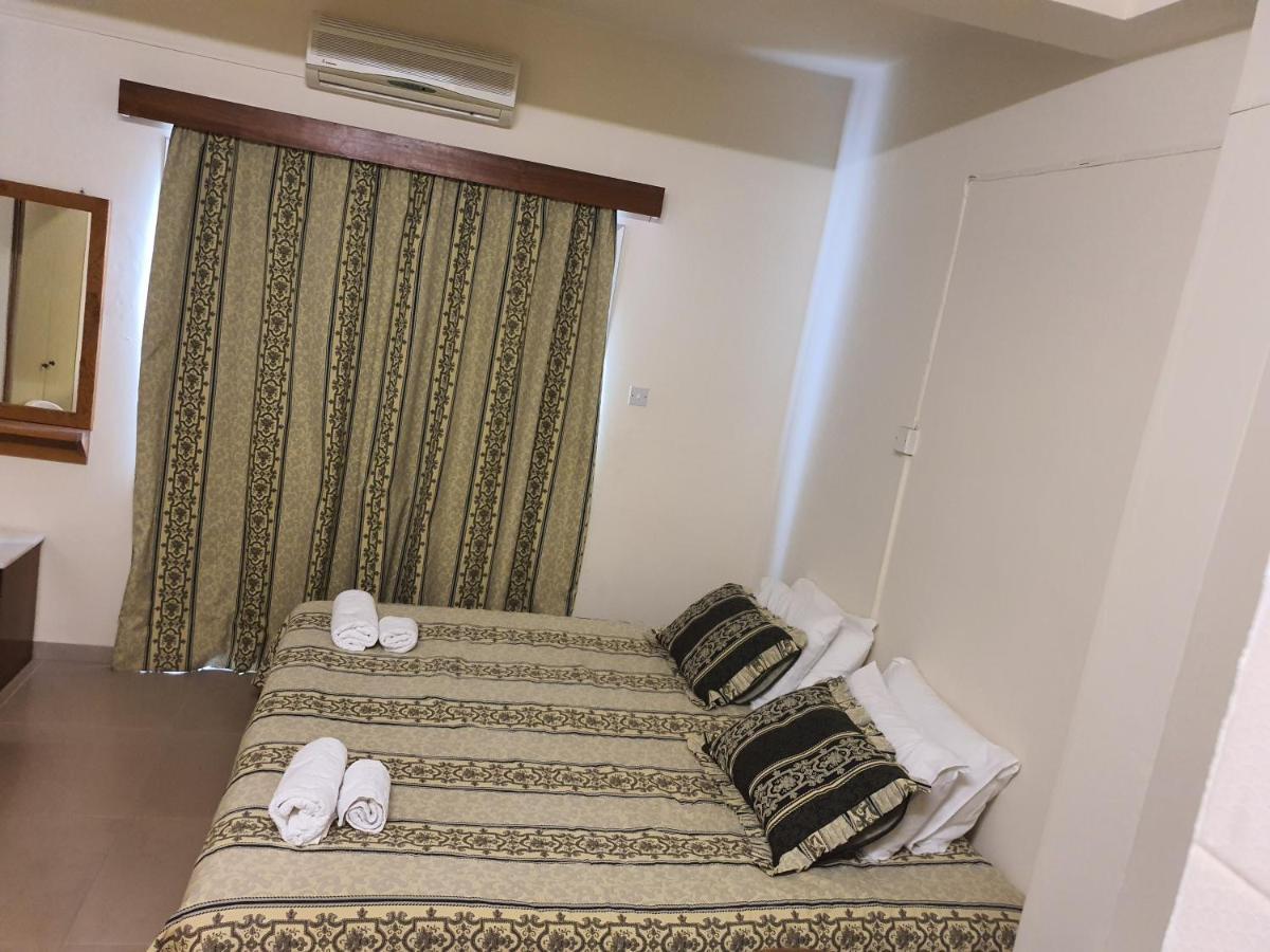 Eleni Apartment *