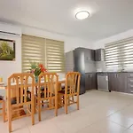 Nissi Villa Sotia