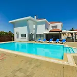 Villa Chrisi