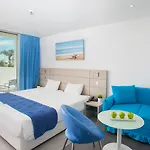 Limanaki Beach Hotel&Suites