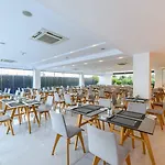 Seasons Hotel (Adults Only)