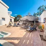 Fame Villa With Private Pool And Gazebo