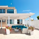 Cape Serenity Mansion