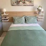 Nissi Breeze