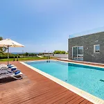 Seafront Villa Cecelia By Ruidoso Luxury