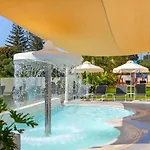 Nissiblu Beach Resort