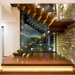 Vivo Mare Beachfront Villas- Blue Diamond