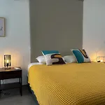 Vacation Mode Apartment