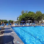 Marina Hotel