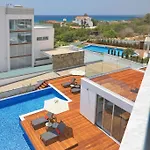 Sea Pearl Seaview Villa - Oriana