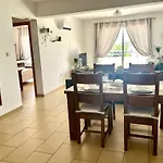 Nissi Sandy Bay C09