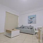 Stay Sunny Honey Apartment