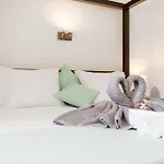 Kritamo Beach Hotel Apartments