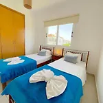 Villa Scarlett, Ayia Thekla