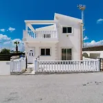 Villa Tia