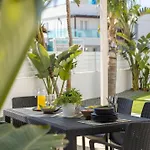 Sweet Seaview Villa