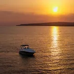 Captainvasilisboatcharters