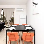 Ayia Napa The Square Apartment 710