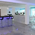 Sunny Blue Hotel
