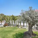 Royal 4 Bedroom Seafront Villa