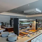 Tofinis Hotel