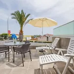 Gevoni Deluxe Suites