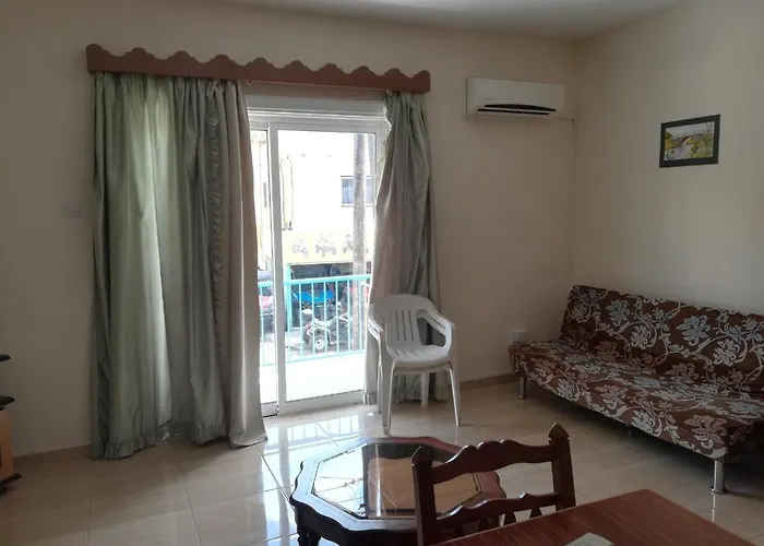 Femia Court - Flat 8