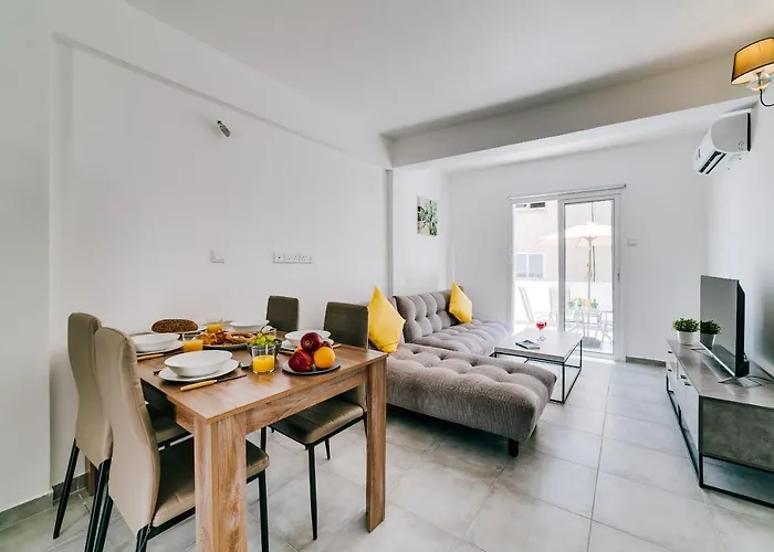 Apartment Cycy