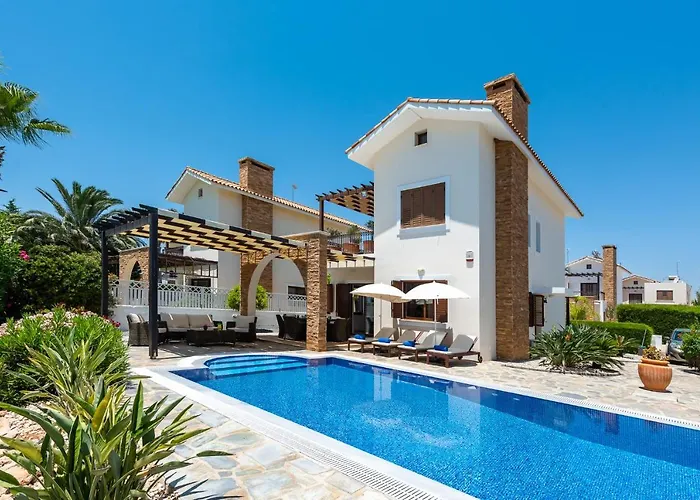 Sea Front Costa Blu By Ezoria Villas