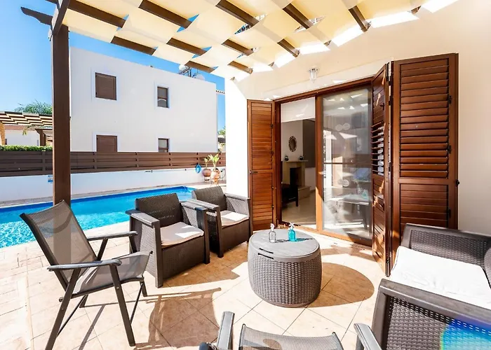 Villa Poseidon By Ezoria Villas