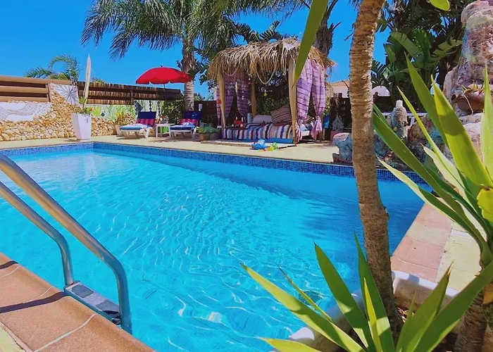 Stay Summer Breeze Villa