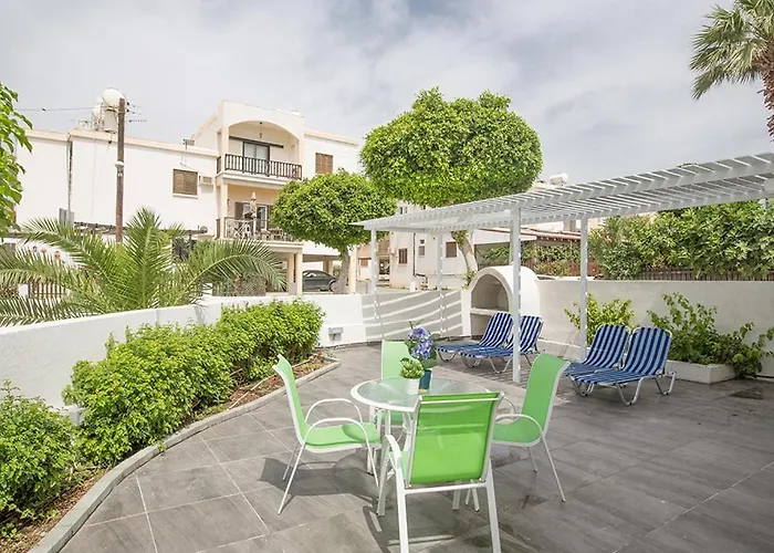 Merab Holidays Apartment Castalia 62