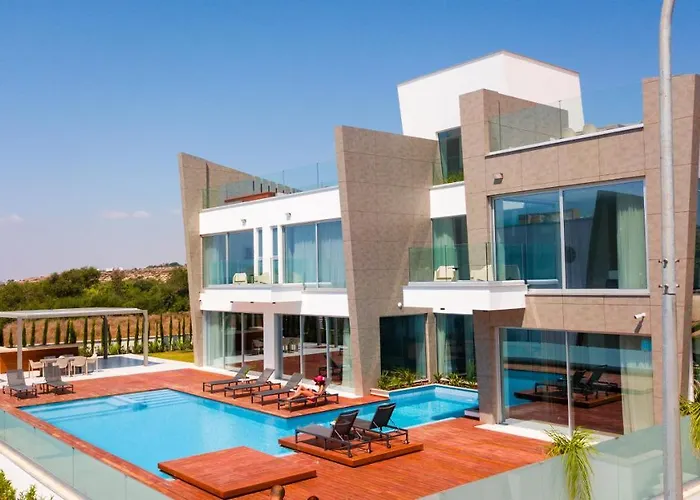 Cove Seaview Villas - Nautica