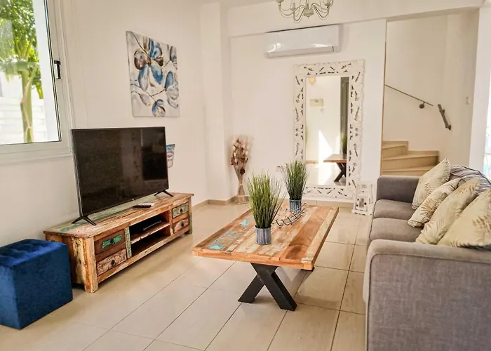 Nissi Beach Villa Magnolia