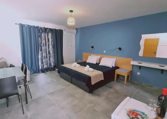 Nissi Avenue Studio 2