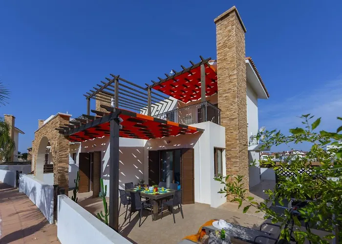 Ayia Thekla Villa Annamaria