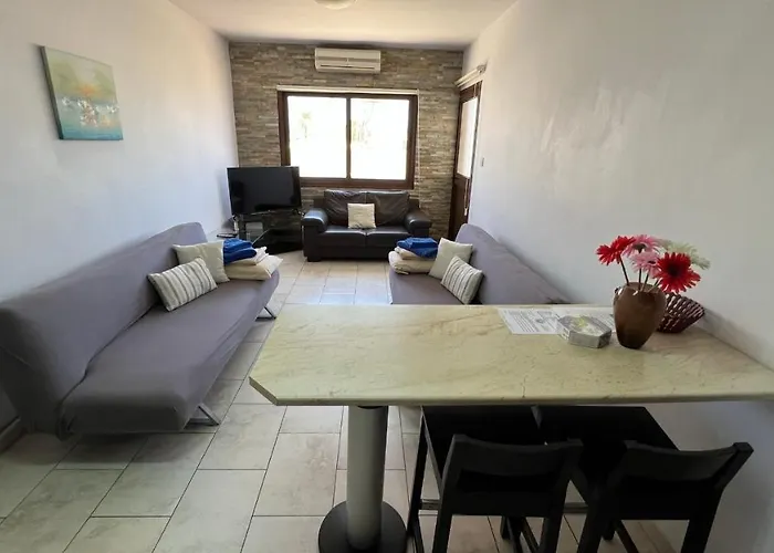 Elena Court Apartments