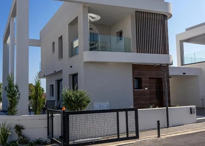 Nissi 4 Bedroom Sea View Villa