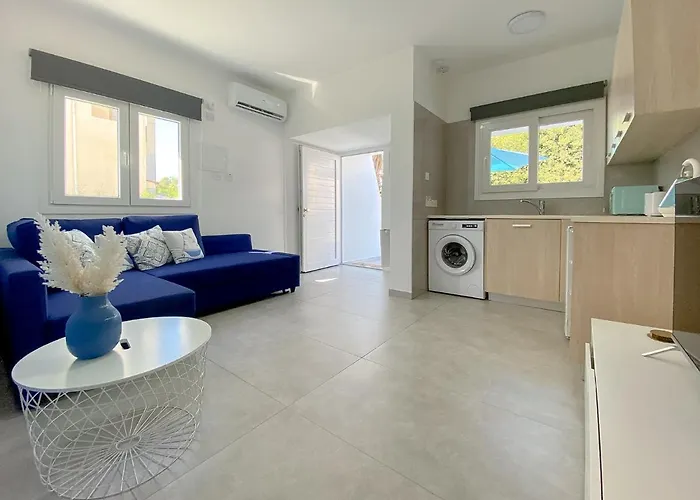 Phaedrus Living: Napa Blue Luxury Flat
