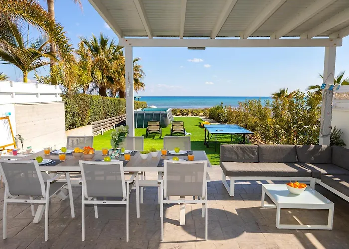Ayia Thekla Seafront Villa Dagi