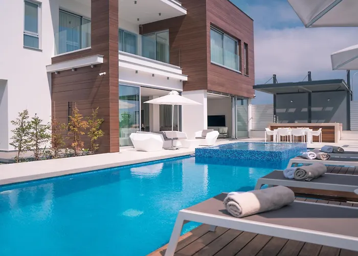 Vivo Mare Beachfront Villas - Vista