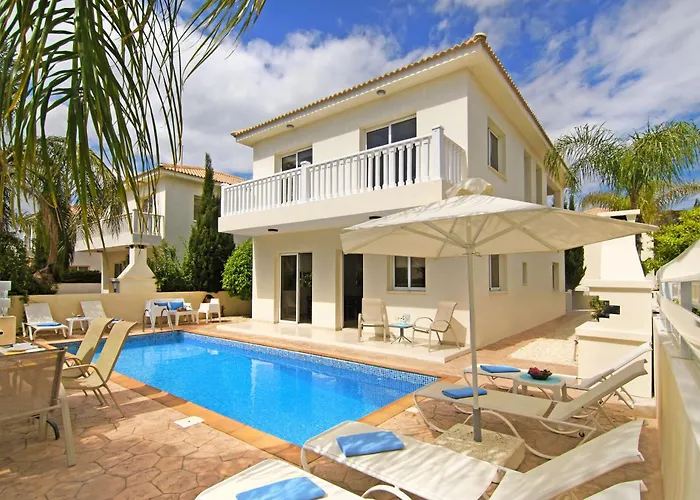 Nissi Sapphire Villa